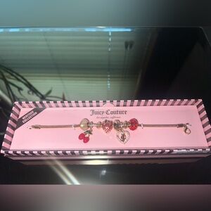 Juicy Couture Gold Beaded bracelet